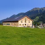 Jausenstation Neuschwand 팜스테이 *