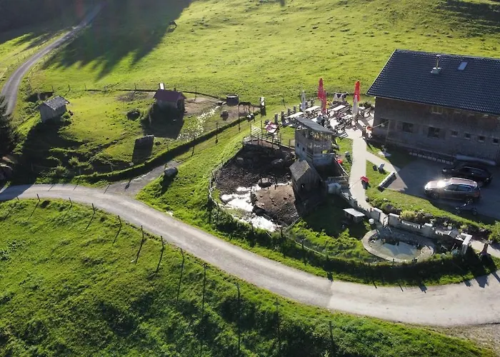 Farm stay Jausenstation Neuschwand